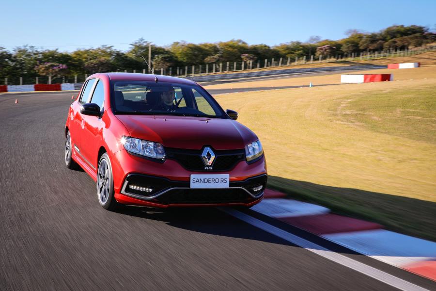  Renault Sandero R.S. 2019 года  (фото 6 из 49)